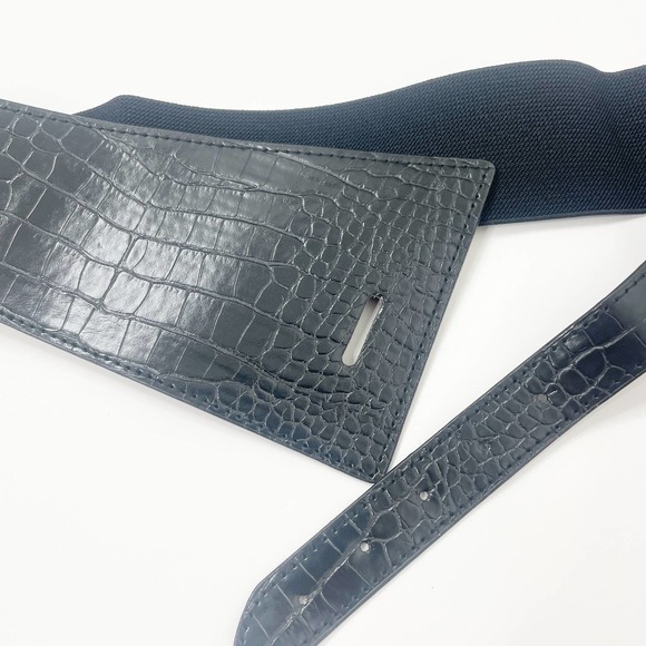 2/$30 NWT Black Faux Vegan Leather Alligator Loop Corset Luxury Belt - Picture 5 of 14
